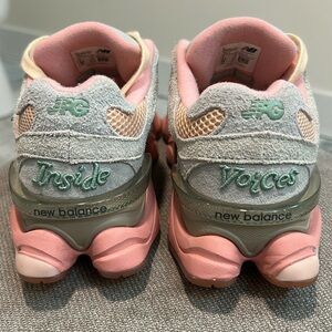 New Balance 9060 
*PLEASE READ DESCRIPTION*